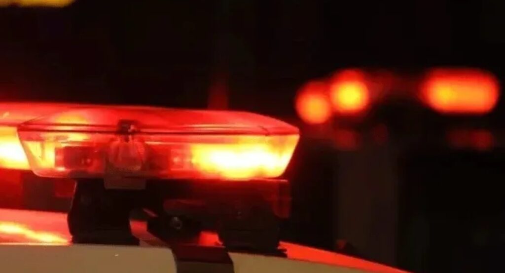 Homem é Assassinado a Facadas Após Conflito em Bar: Suspeito Preso