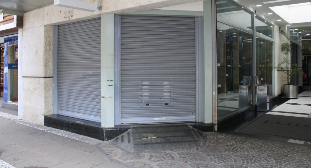 Receita Federal Confisca 3 Mil Perfumes Árabes em Canoas