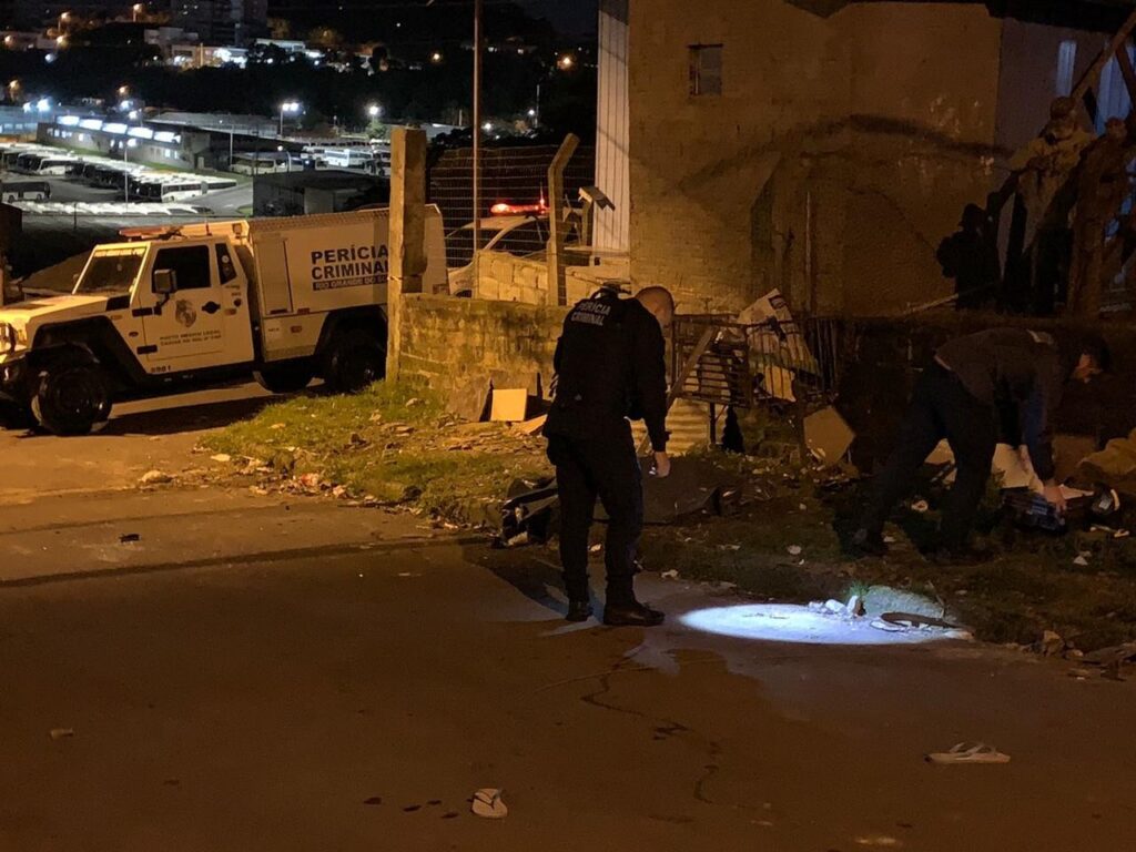 Cinco Homens Condenados por Triplo Homicídio em Caxias do Sul: Justiça Determina Penas de Até 90 Anos