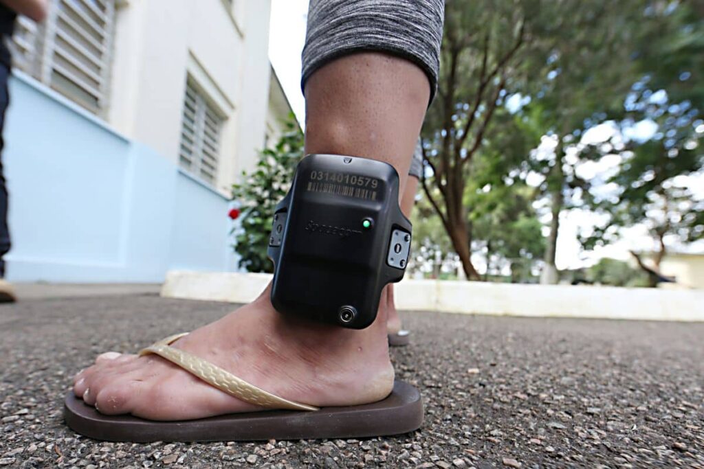 Mais de 100 Detentos Não Retornam de Saída Temporária no Rio de Janeiro